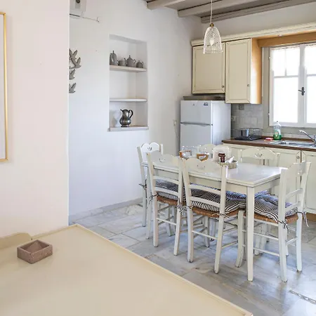 Elysium Paros Feriehus Chrisi Akti (Paros)
