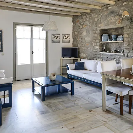 בית נופש Elysium Paros חריסי אקטי